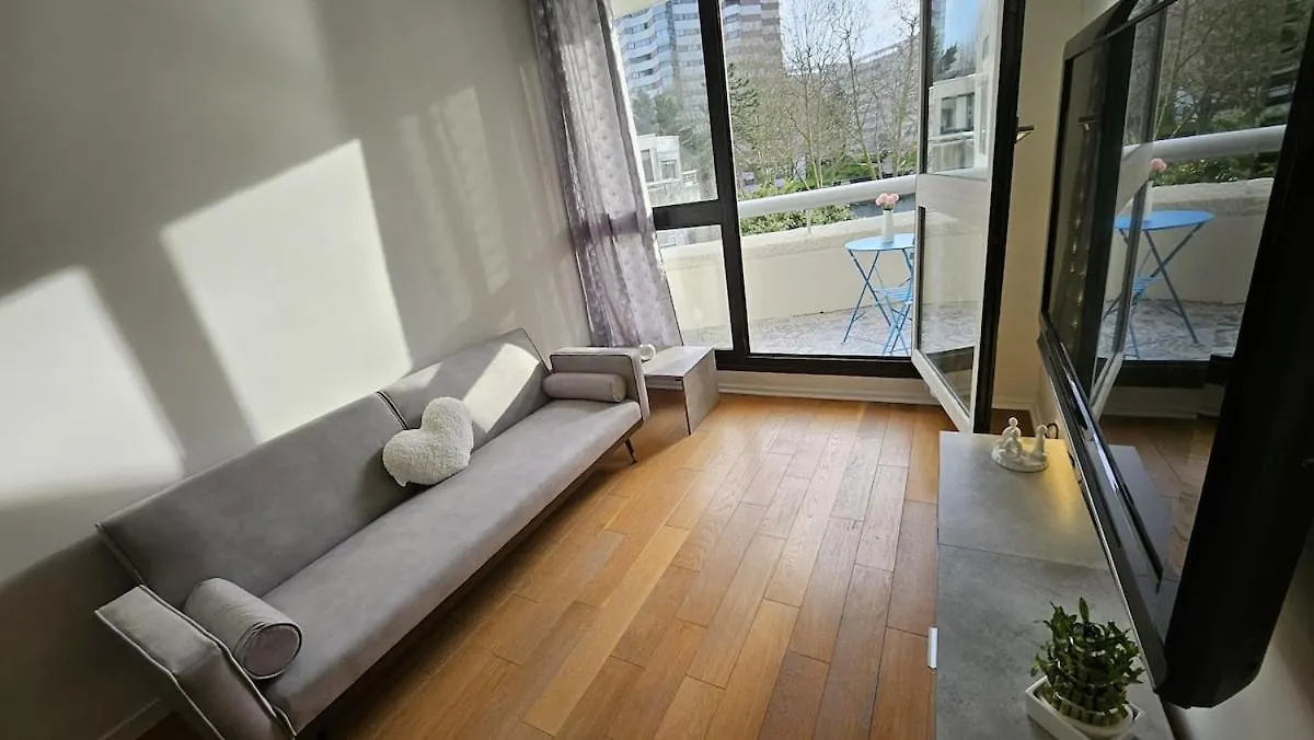 Le Valentina - Chambres Au Pied Du Lac Et Du Metro Creteil Apartment