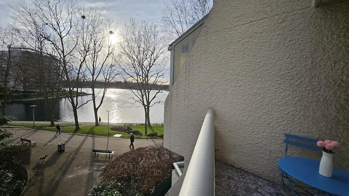 Le Valentina - Chambres Au Pied Du Lac Et Du Metro Creteil