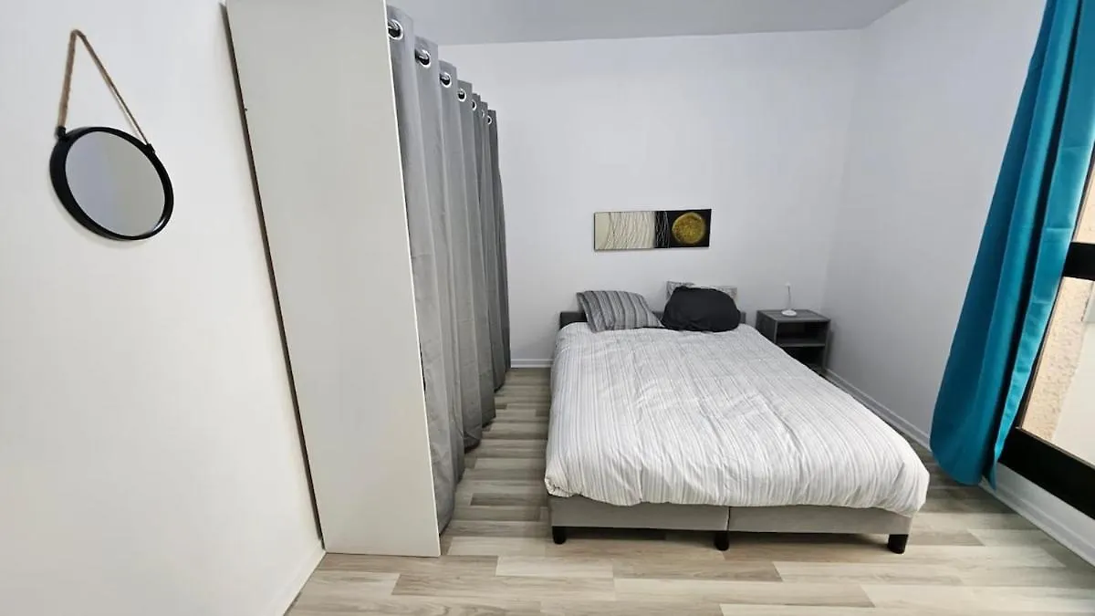 Apartment Le Valentina - Chambres Au Pied Du Lac Et Du Metro Creteil