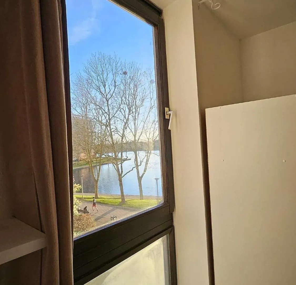 Apartment Le Valentina - Chambres Au Pied Du Lac Et Du Metro Creteil