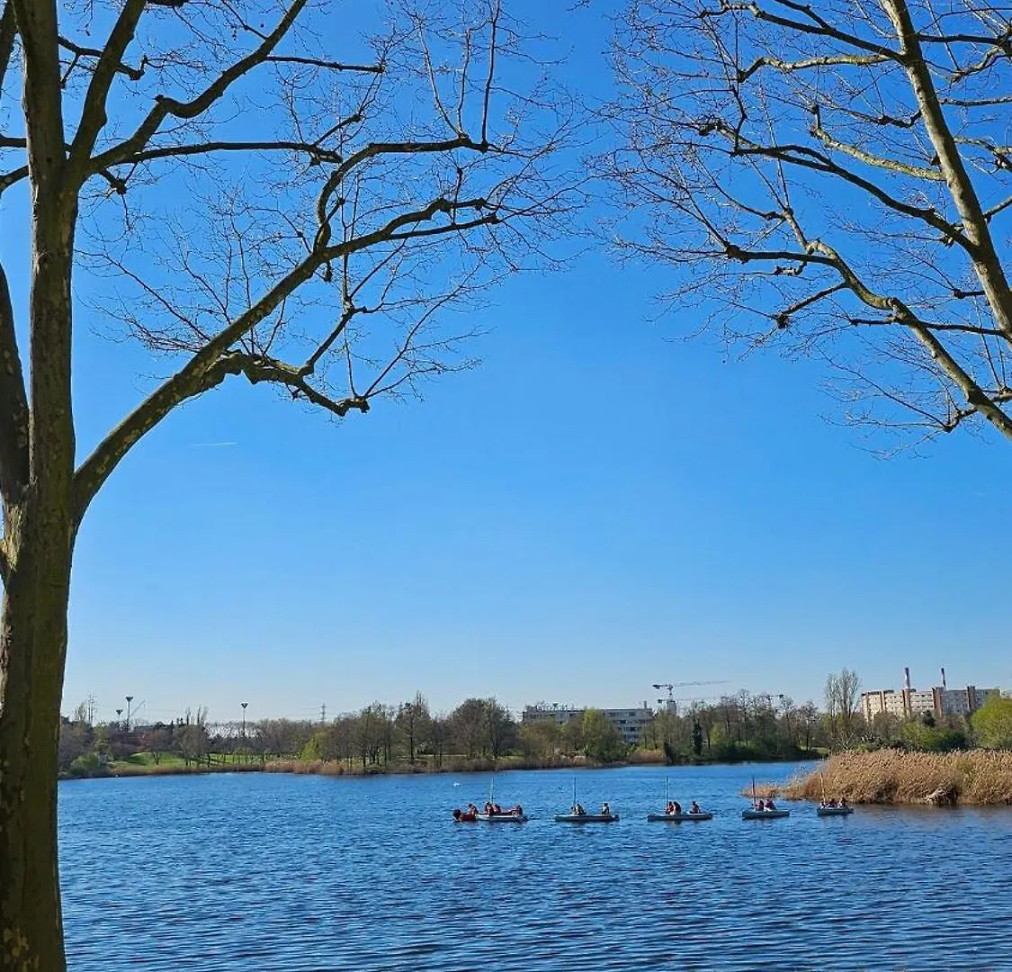 Apartment Le Valentina - Chambres Au Pied Du Lac Et Du Metro Creteil France