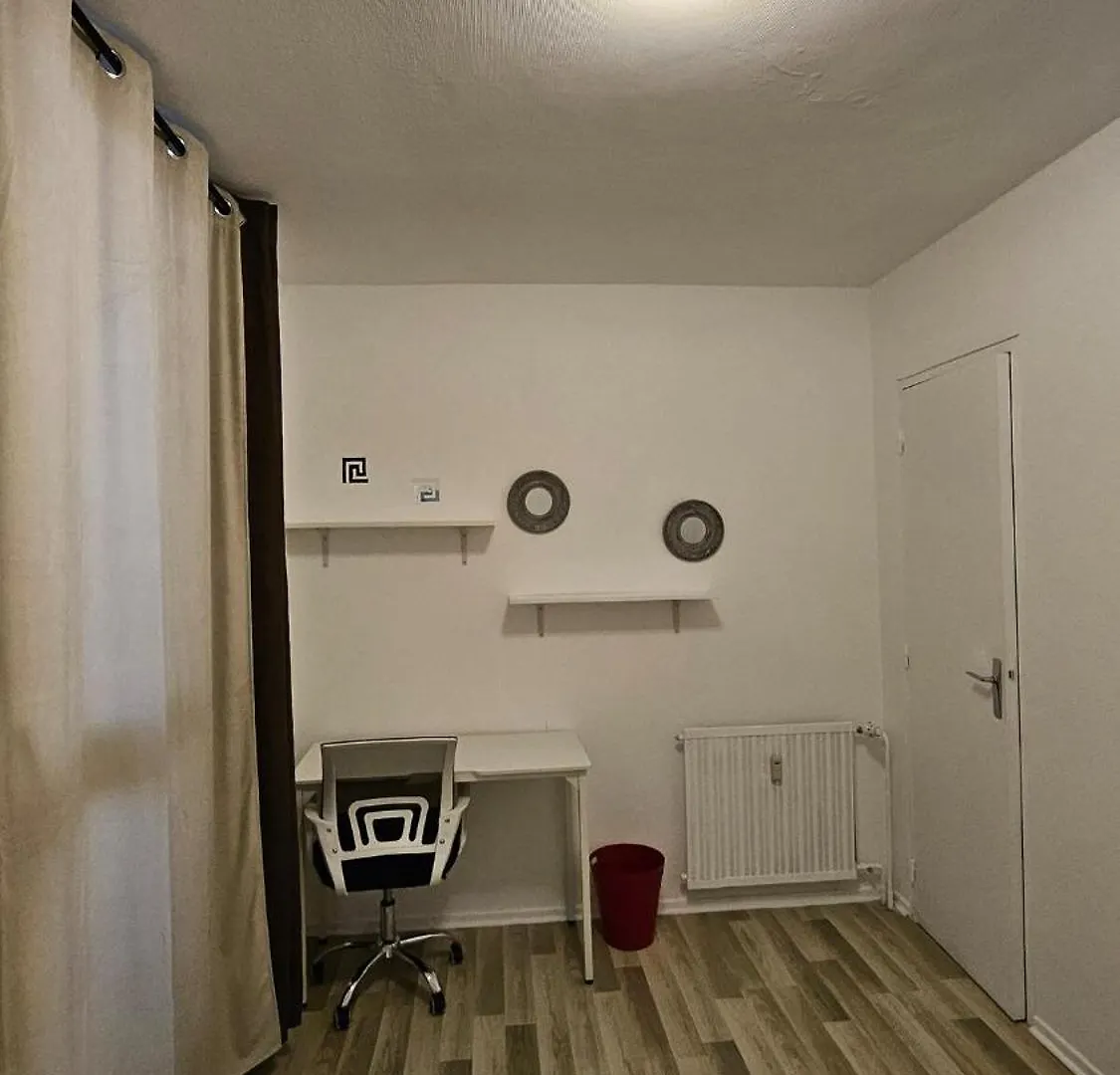 Apartment Le Valentina - Chambres Au Pied Du Lac Et Du Metro Creteil